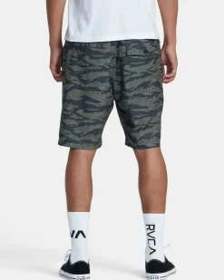 RVCA ALL TIME HEMP HYBRID 19" SHORTS Tiger Camo Clearance