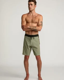 RVCA APEX 2 BOARDSHORTS 18'' Aloe