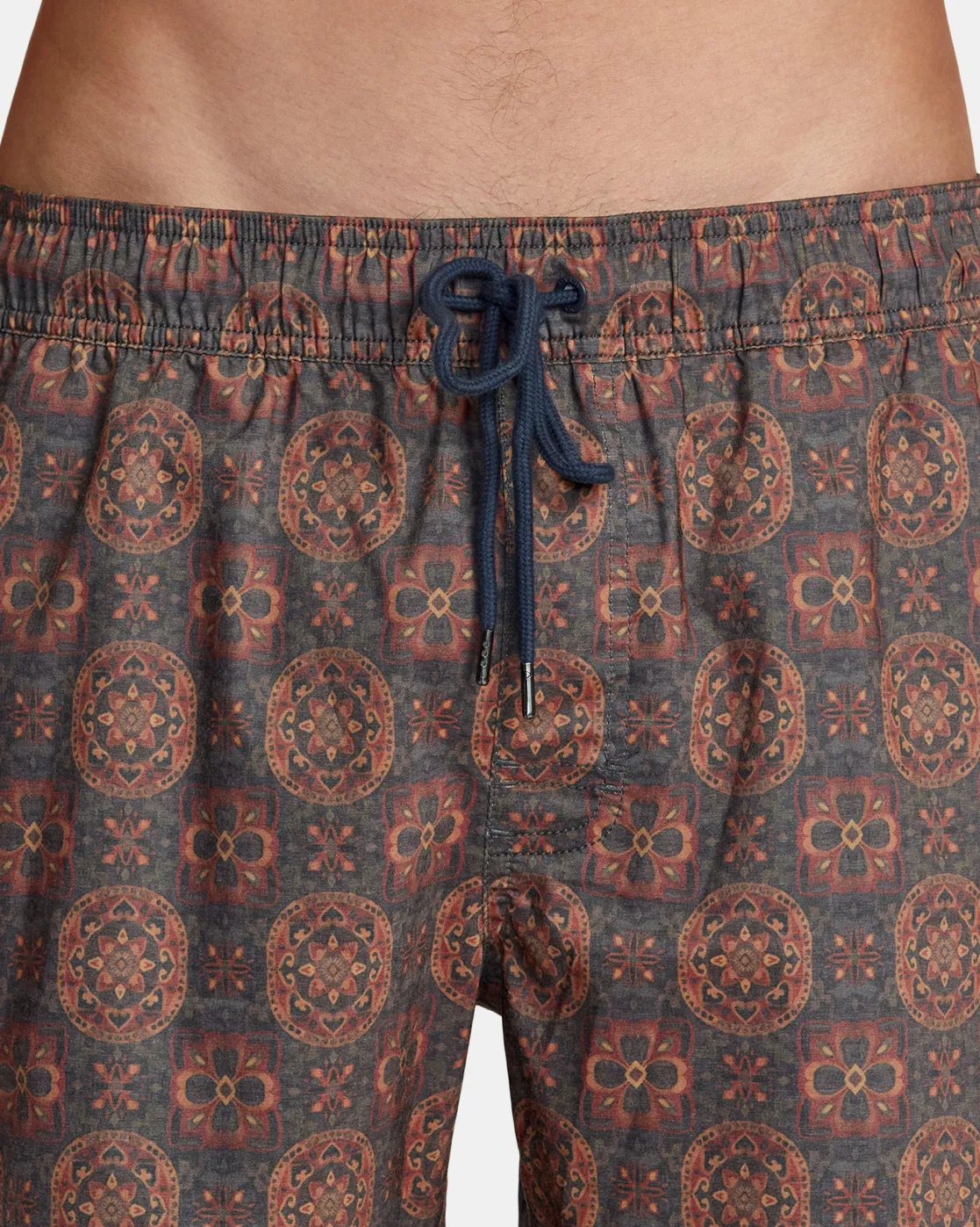 RVCA BARNES ELASTIC WAIST 17" BOARDSHORTS Red Earth Clearance