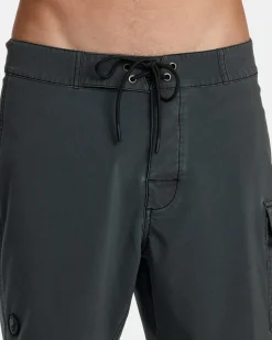 RVCA BENJAMIN JEANJEAN SKULL BOARDSHORTS 18'' Black Discount