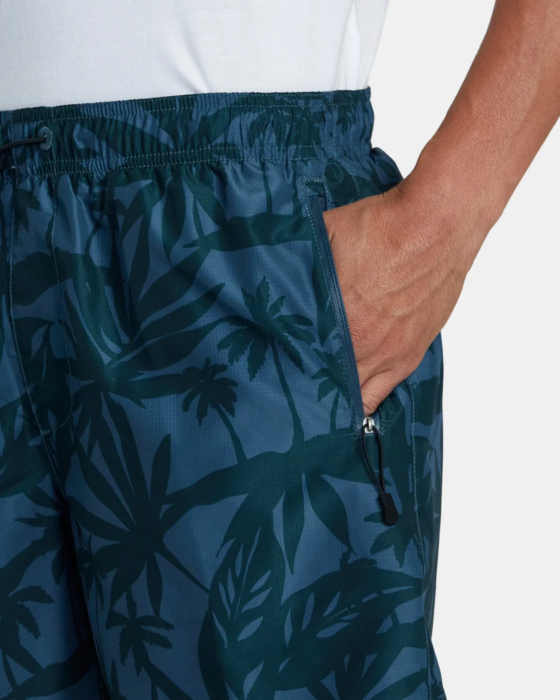 RVCA BRODIE HYBRID 17" BOARDSHORTS Duck Blue Outlet