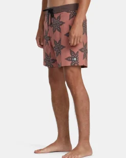 RVCA CROSS UP TRUNK 16