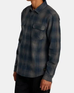 RVCA DAYSHIFT FLANNEL LONG SLEEVE TOP Smoke Clearance