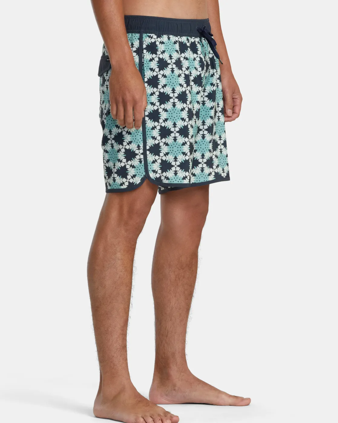 RVCA EASTERN ELASTIC WAIST 17" BOARDSHORTS Haze Online