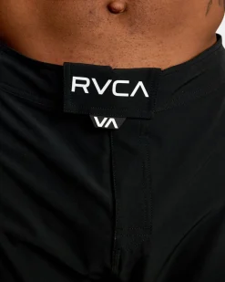 RVCA FIGHT 15