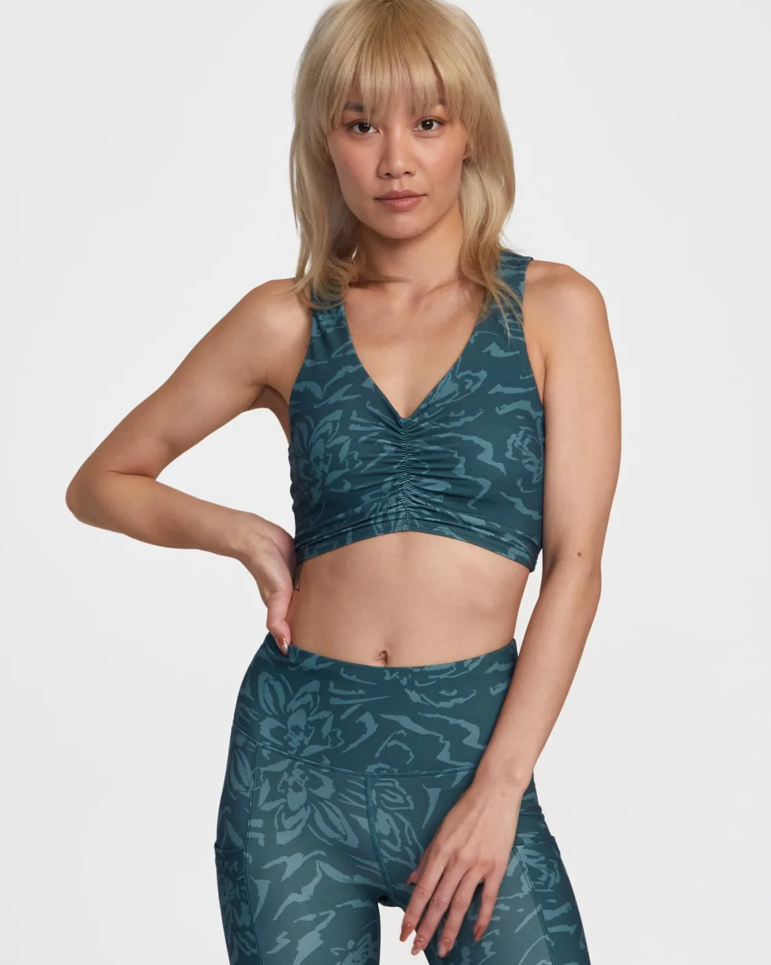 RVCA GATHERED FRONT FITTED CROP TOP Lotus Online