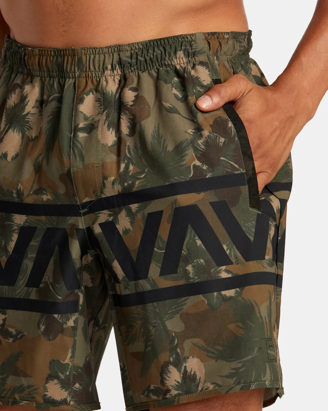 RVCA HAWAII YOGGER STRETCH 17" SHORTS Floral Camo Discount