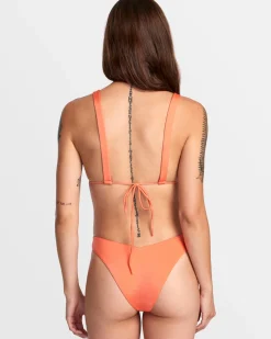 RVCA SOLID SHIMMER WIDE CROSSBACK TRIANGLE BIKINI TOP Fusion Coral Discount