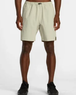 RVCA SPECTRUM TECH SHORT UTILITY SHORTS Chalk Outlet