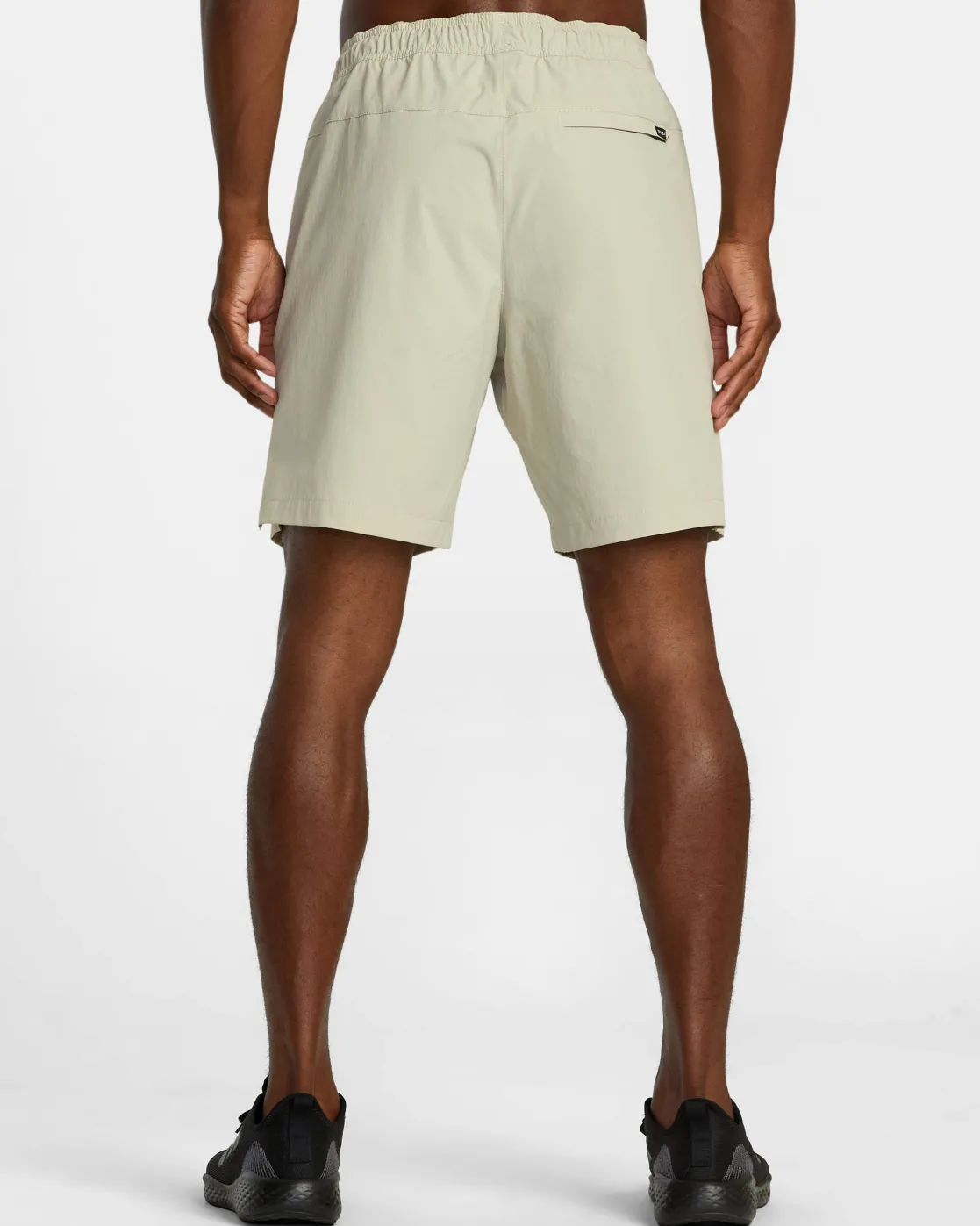 RVCA SPECTRUM TECH SHORT UTILITY SHORTS Chalk Outlet