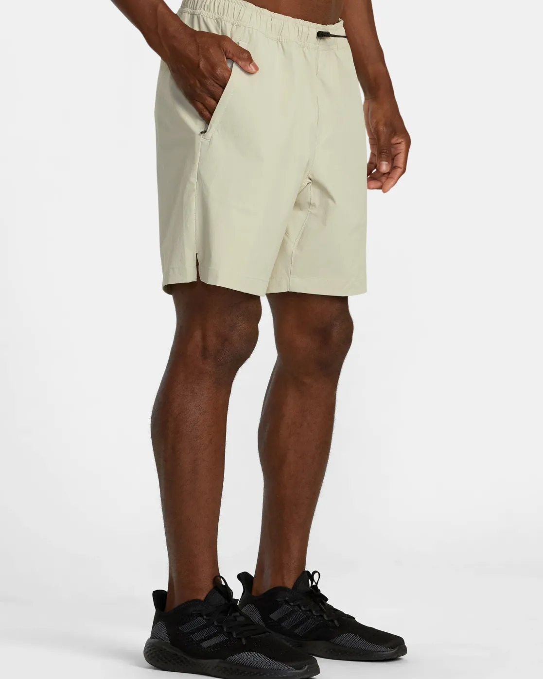 RVCA SPECTRUM TECH SHORT UTILITY SHORTS Chalk Outlet
