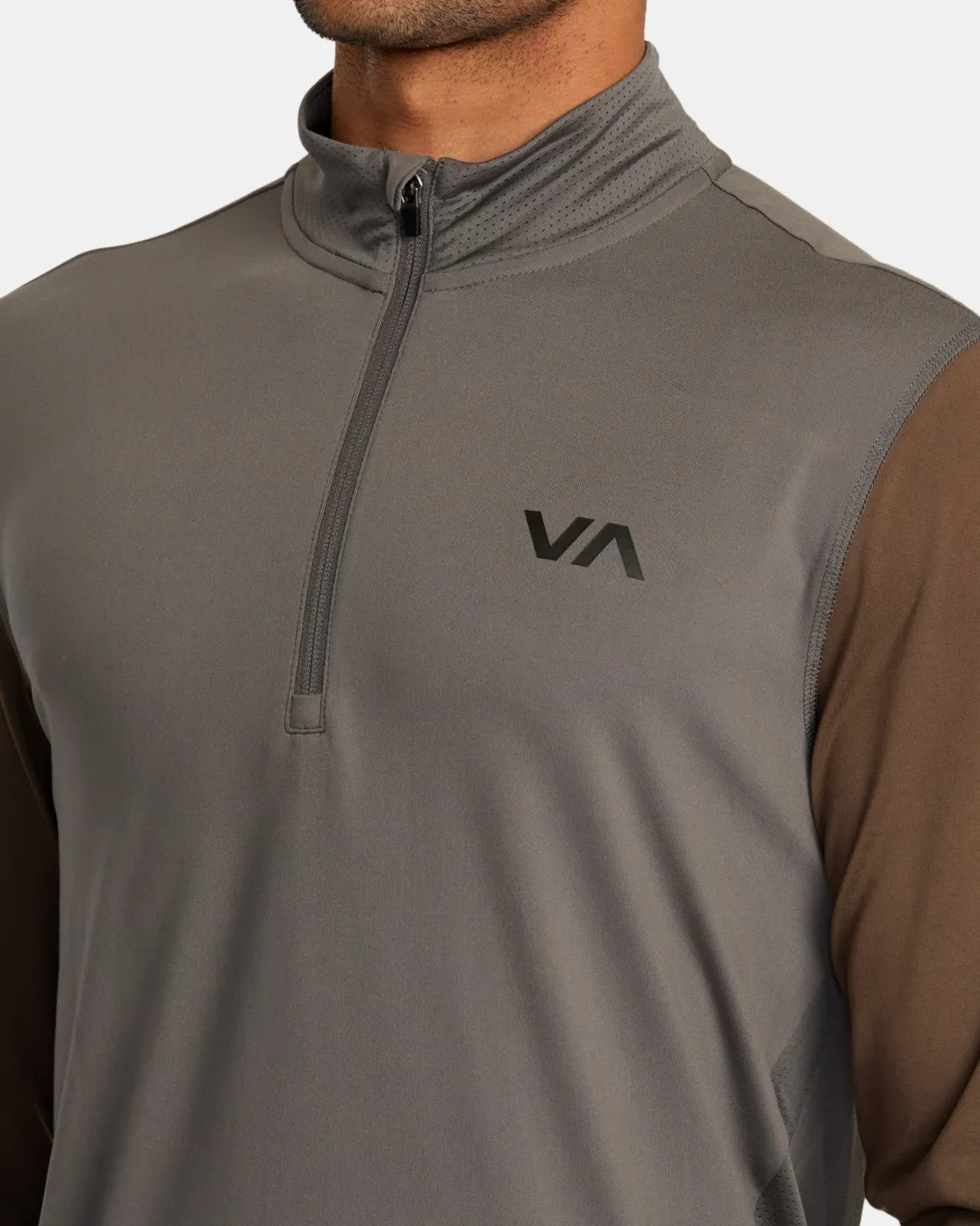 RVCA SPORT VENT HALF-ZIP PULLOVER Graphite Hot