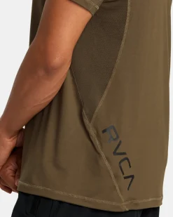 RVCA SPORT VENT PERFORMANCE TEE Mocha Best