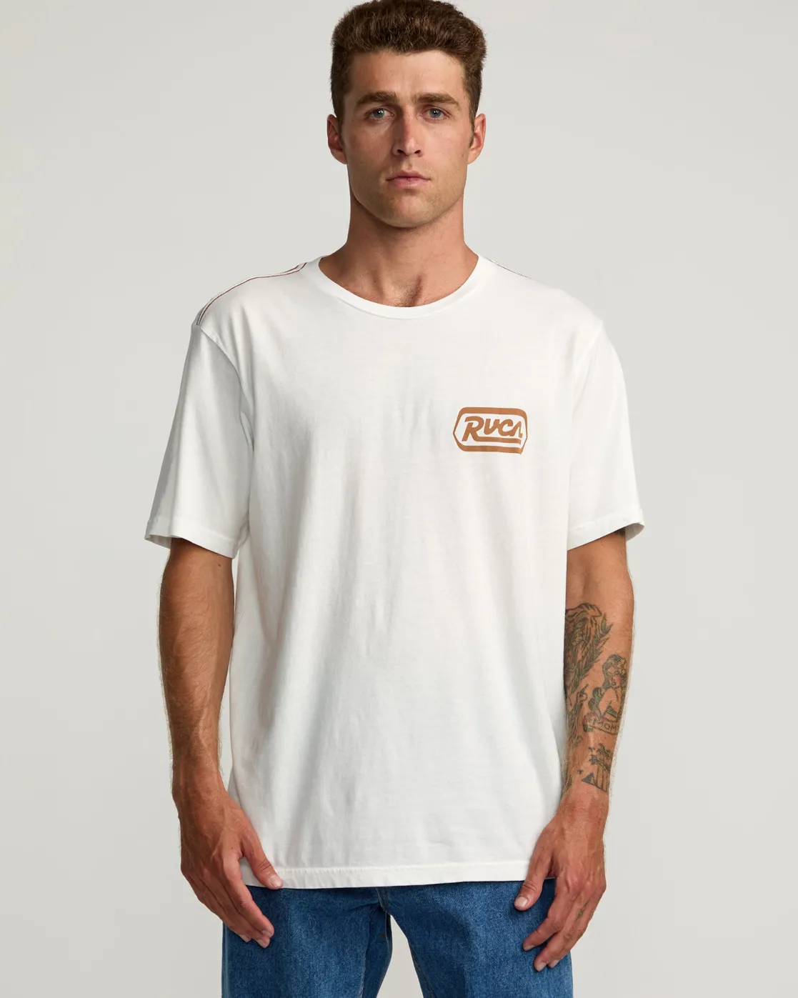 RVCA STATION TEE Antique White Hot