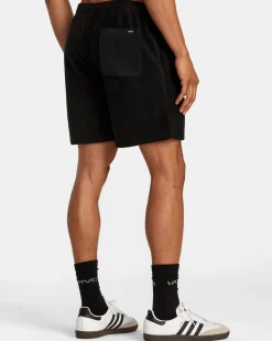 RVCA VA ESSENTIAL MICRO FLEECE SHORT 18