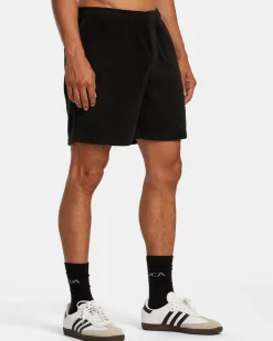 RVCA VA ESSENTIAL MICRO FLEECE SHORT 18