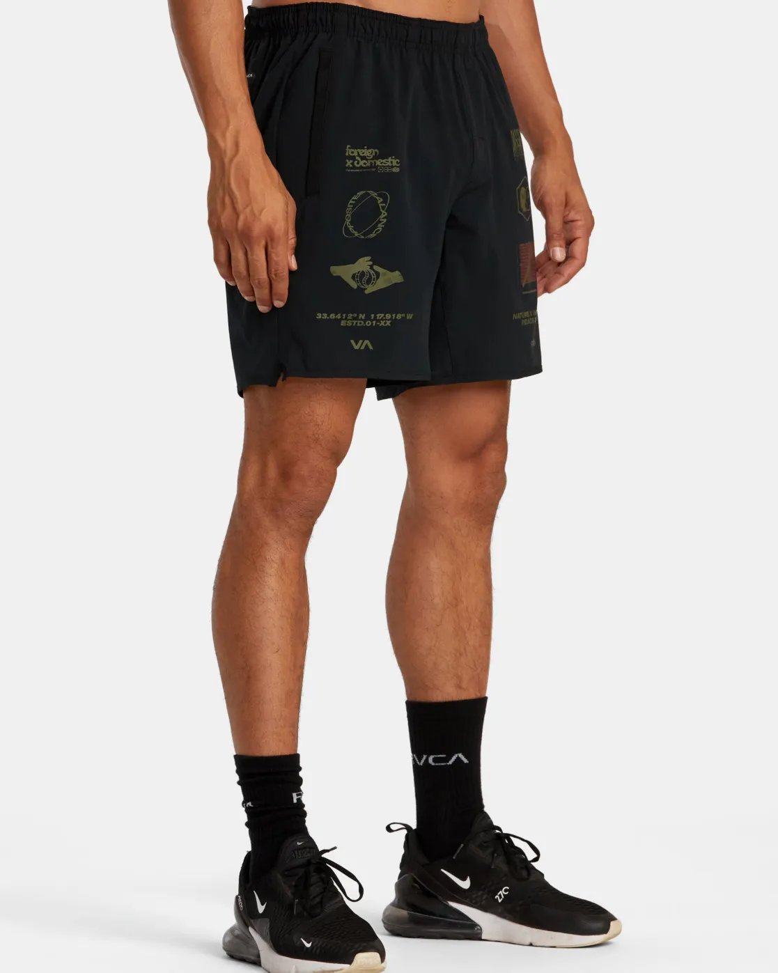 RVCA YOGGER STRETCH 17" ATHLETIC SHORTS Black Multi Sale