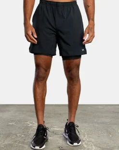 RVCA YOGGER TRAIN 2-IN-1 17" WORKOUT SHORTS Black Multi Hot