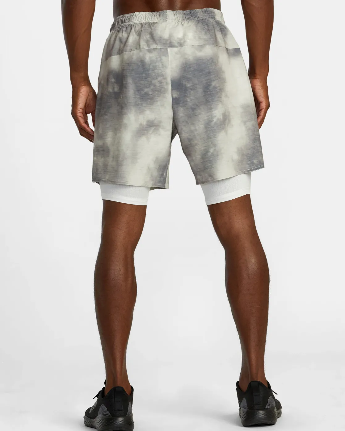 RVCA YOGGER TRAIN 2-IN-1 17" WORKOUT SHORTS Chalk Wash Outlet