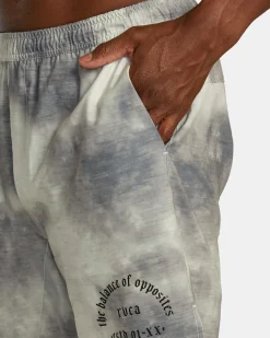 RVCA YOGGER TRAIN 2-IN-1 17