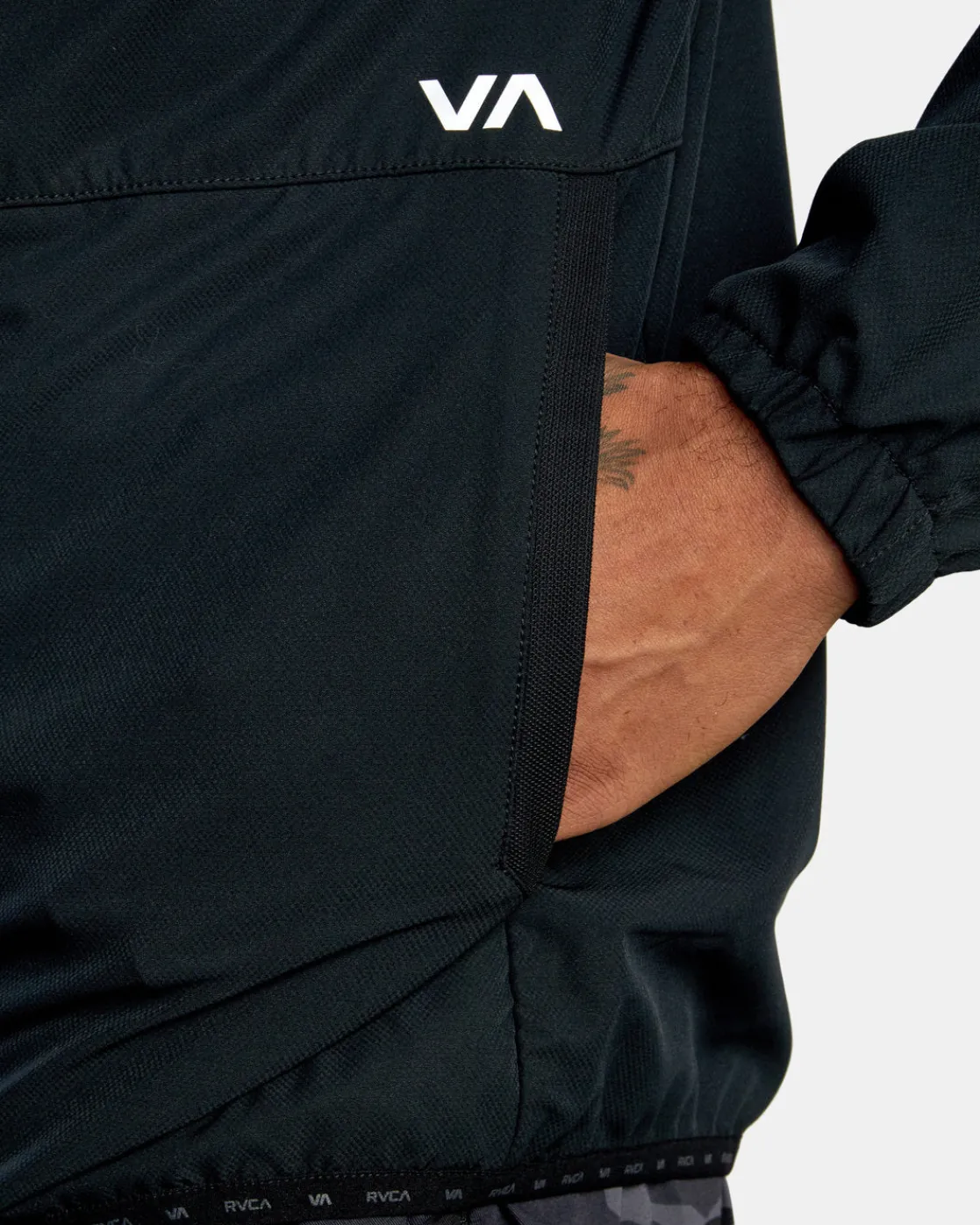 RVCA YOGGER ZIP-UP HOODED JACKET II Black Discount